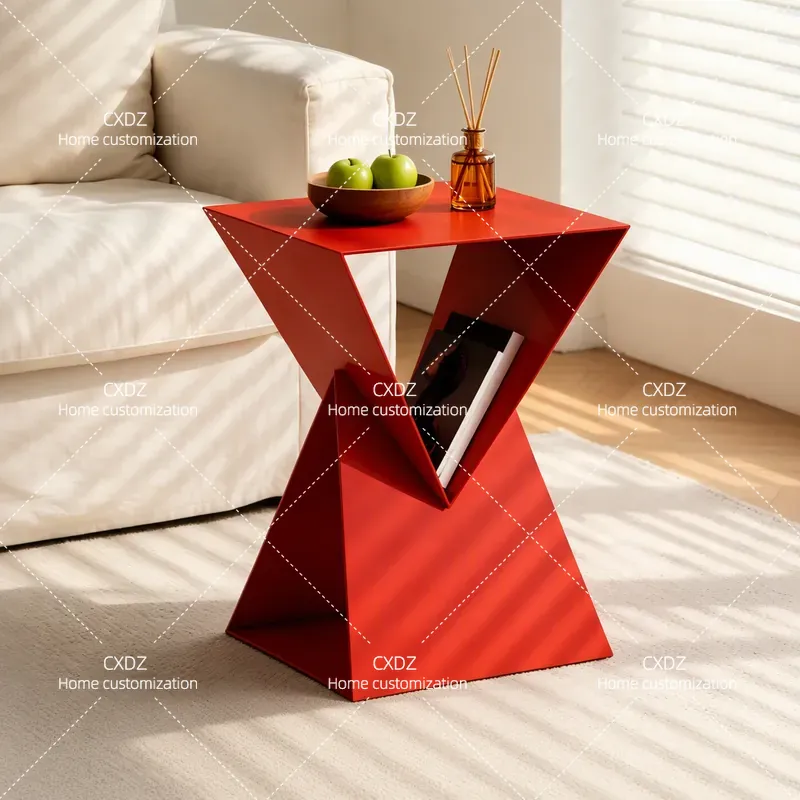 Geometric Shelf Triangle - Gaya minimalis modern dengan tepi segitiga
