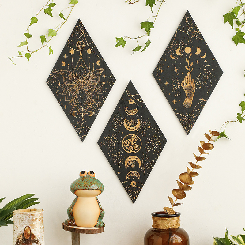 Rak Dinding Segitiga Kayu Ukir - Geometric Shelf Triangle ulasan dan harga